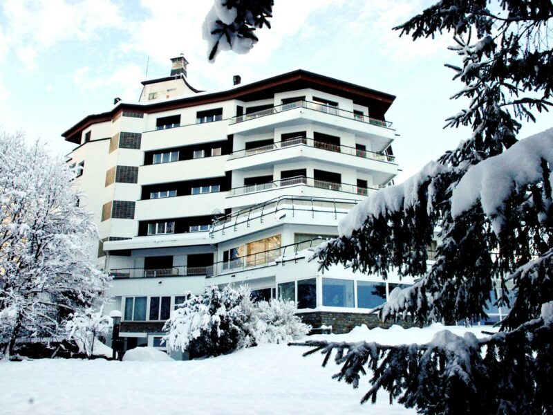 Hotel Bozzi (5–7 Nocí)