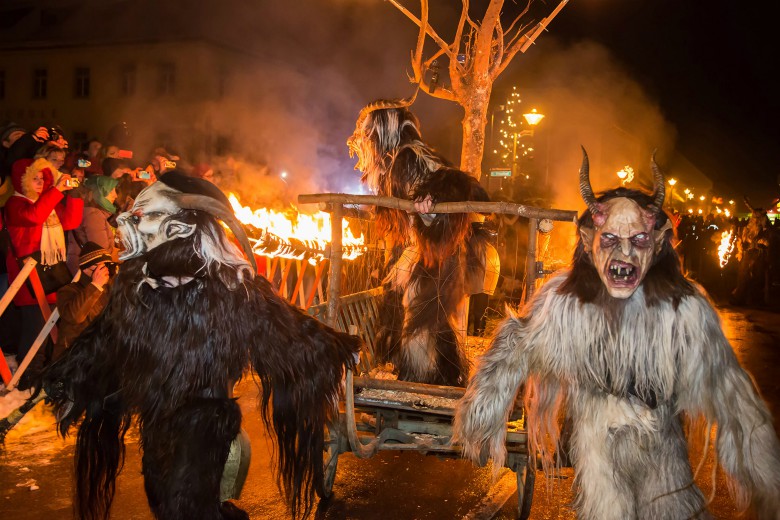 Adventní Salzburg A čertovský Schladming