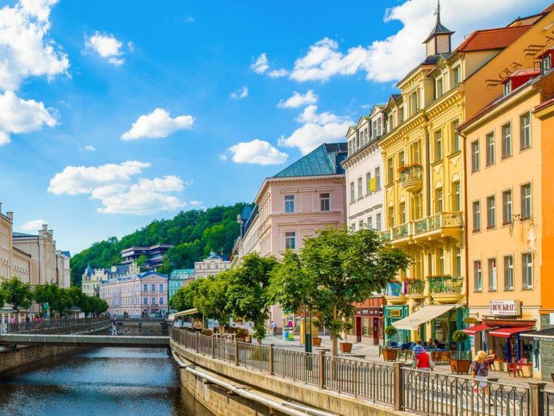 Karlovy Vary, Loket A Bečov Nad Teplou