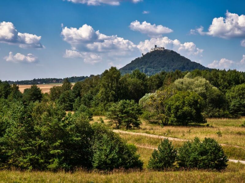 Hrady Houska A Bezděz A Škoda Muzeum