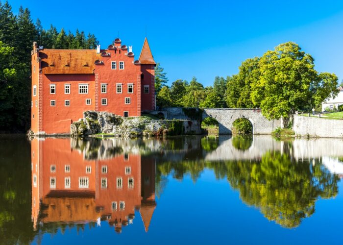 Jindřichův Hradec A Zámek Červená Lhota