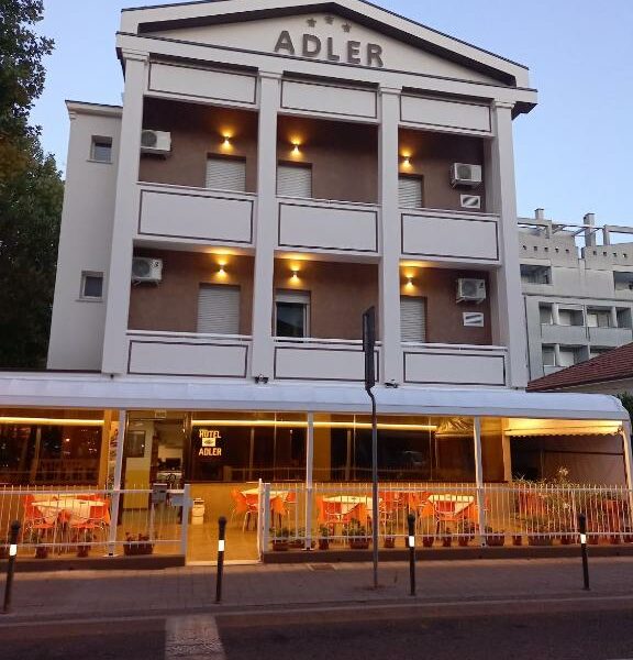 Hotel Adler