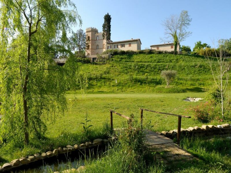 Castello Di Montegiove Country House