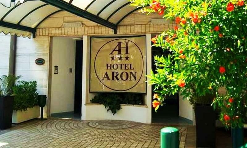 Hotel Aron (plná Penze S Nápoji)