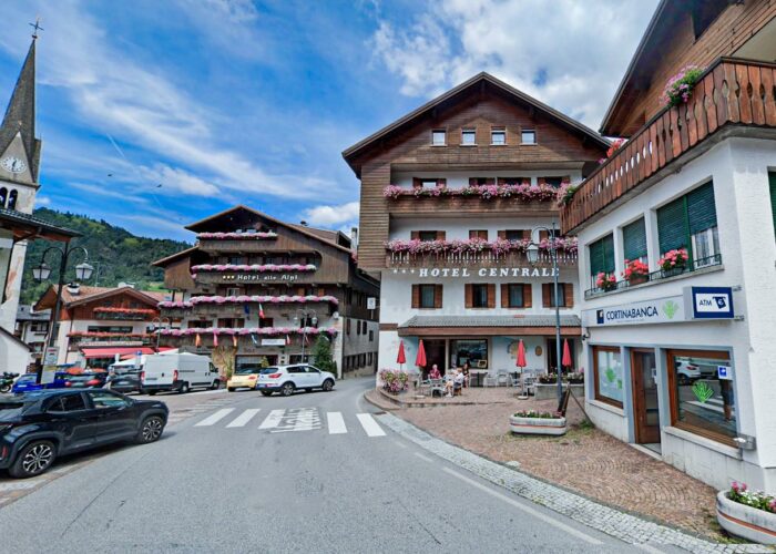 Hotel Centrale (Alleghe)