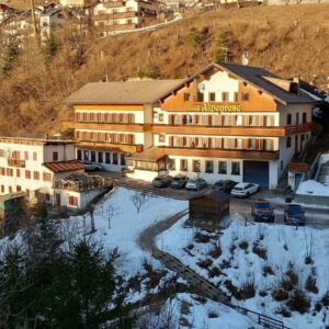 6denní Zájezd S Dopravou, Polopenzí A Skipasem V Ceně – Hotel Alpenrose Dolomiti***