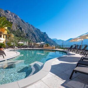 Hotel Cristina 2027***