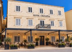 Hotel Croatia